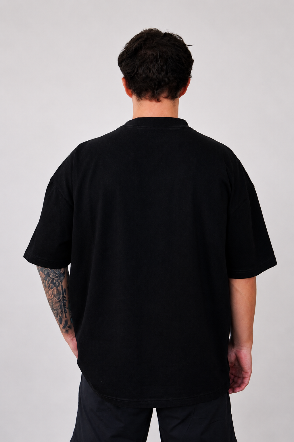 REVENGE BLACK OVERSIZE T-SHIRT