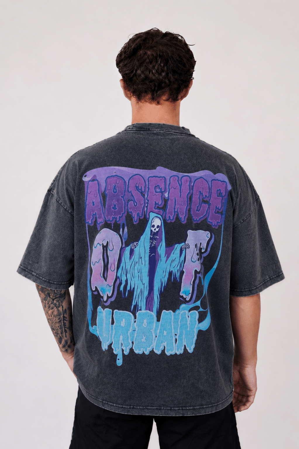 Absenceofurban Spectre oversize T-shirt in black with graphic print, casual fit, and comfortable fabric for everyday wear.